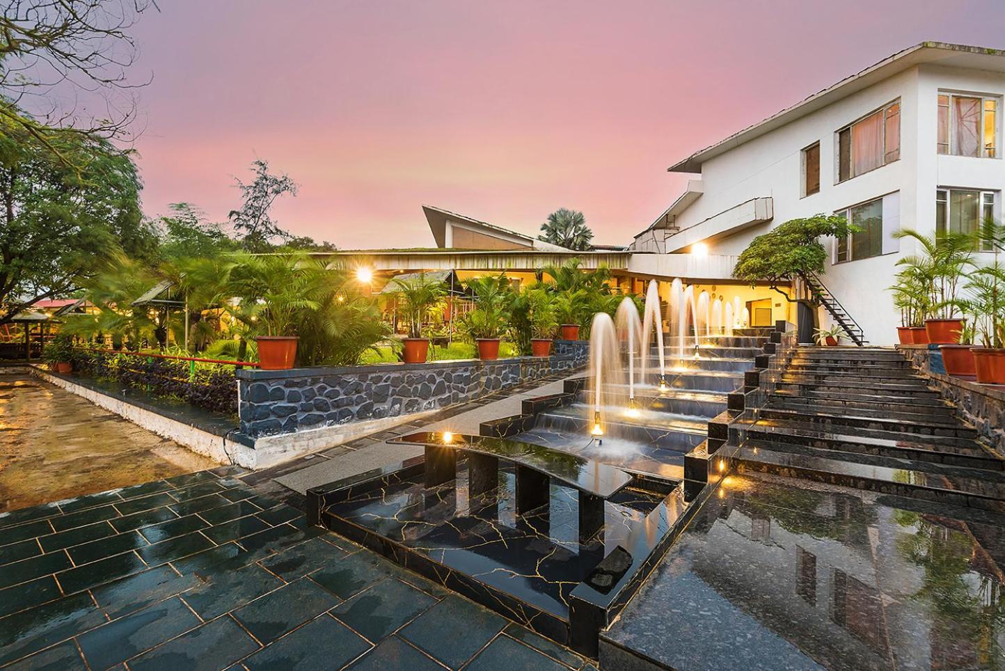Manas Lifestyle Resort, Igatpuri Exteriér fotografie