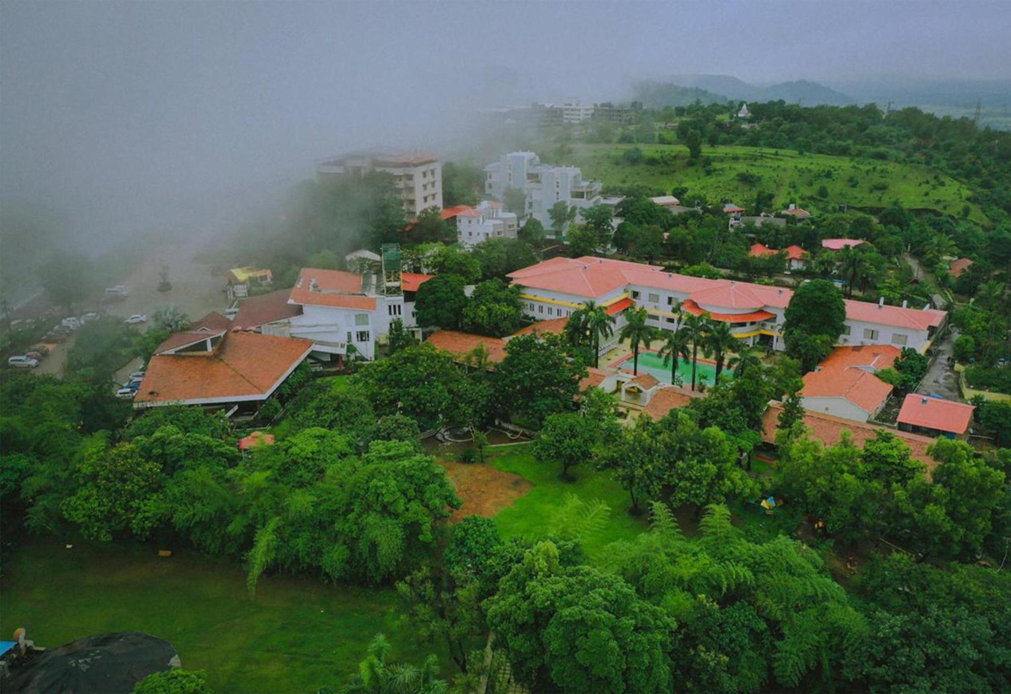 Manas Lifestyle Resort, Igatpuri Exteriér fotografie